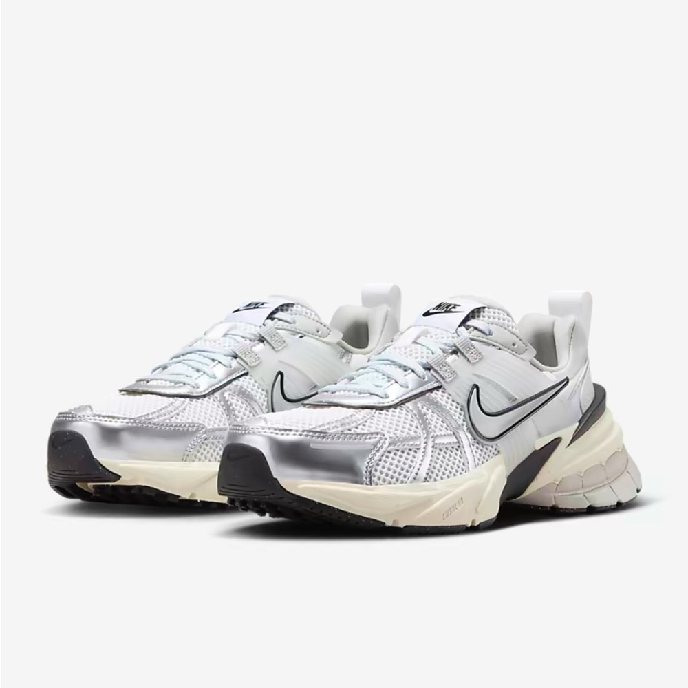 Women’s Nike V2K Run Shoes